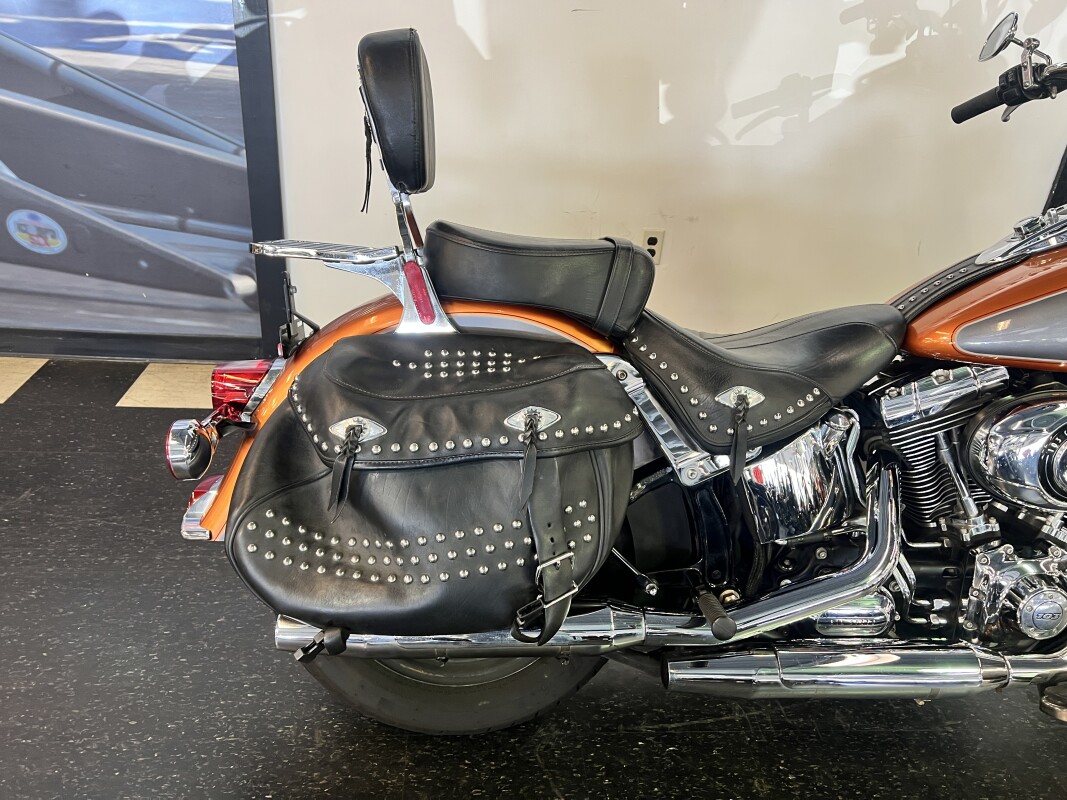 2015 Harley-Davidson Heritage Softail Classic Two-Tone Amber Whiskey/Charcoa - Photo 5