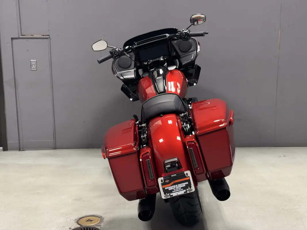 FLTRX 2025 Road Glide - Photo 8