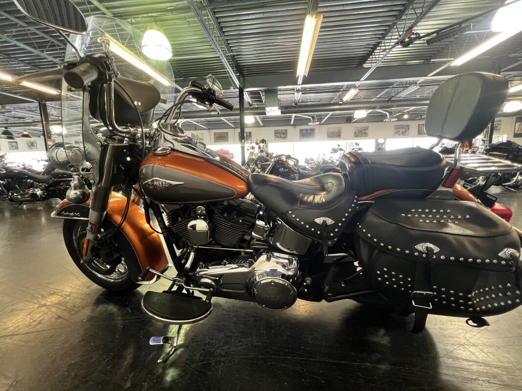 2015 Harley-Davidson Heritage Softail Classic Two-Tone Amber Whiskey/Charcoa - Photo 7