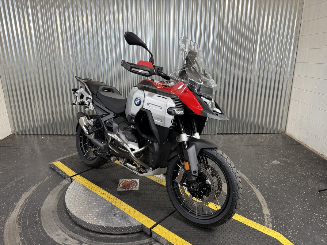 2025 BMW R 1300 GS Adventure - Photo 2