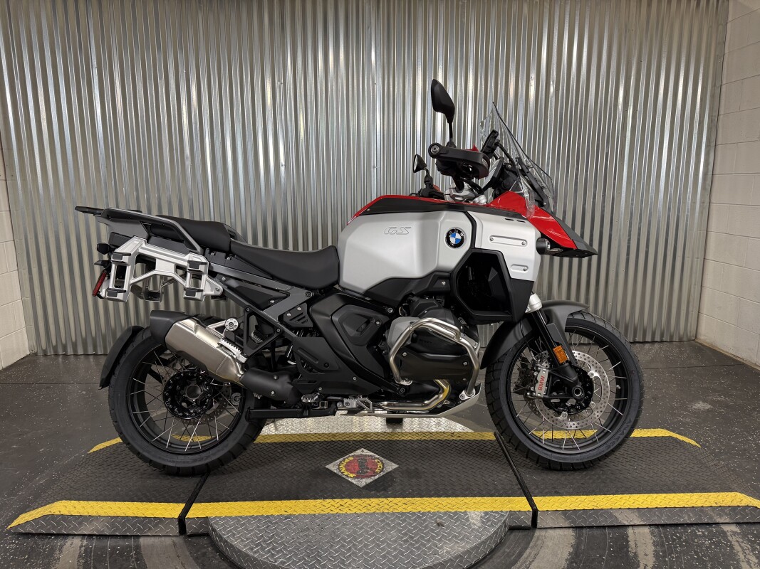 2025 BMW R 1300 GS Adventure - Photo 3