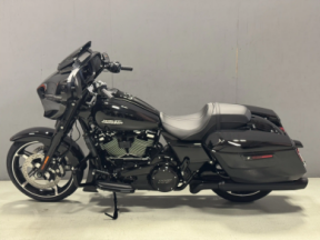 FLHX 2025 Street Glide® thumb 0
