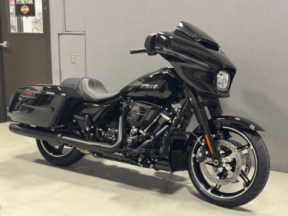 FLHX 2025 Street Glide® thumb 3
