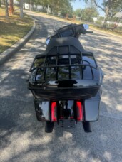 2025 Harley-Davidson<sup>®</sup> Street Glide® thumb 1