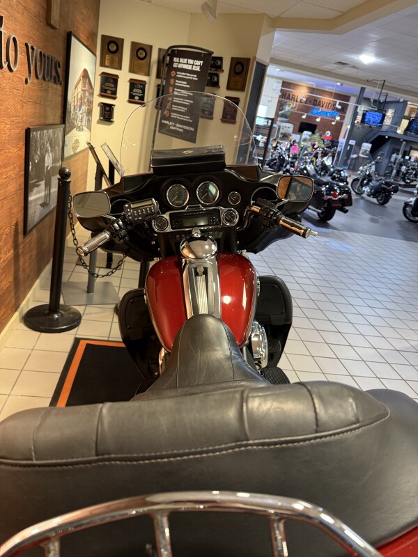 2009 H-D FLHTCU Electra Glide Ultra Classic 96ci - Photo 6