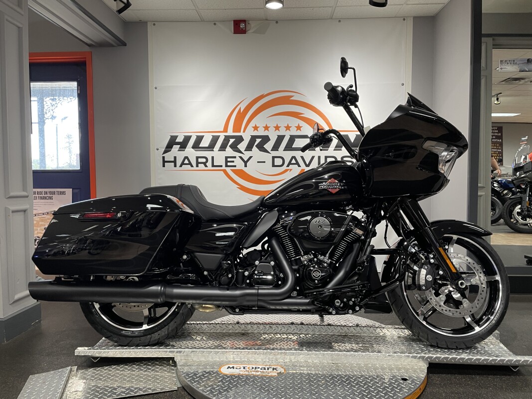 2025 Harley-Davidson Road Glide – Premium Touring Experience
