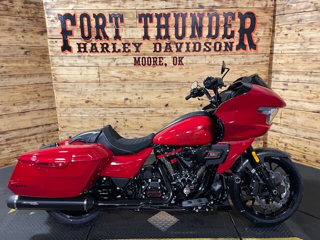 Harley-Davidson CVO Road Glide ST 2025 FLTRXSTSE RALLY RED