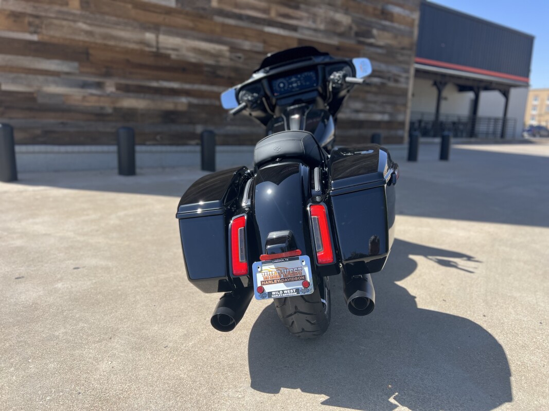 2025 Harley-Davidson Street Glide Midnight Firestorm - Black Finish - Photo 7