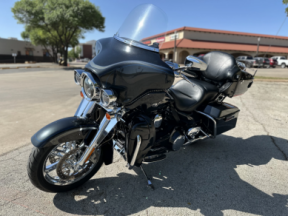 2013 Harley-Davidson® CVO™ Ultra Classic® Electra Glide® Anniversary  thumb 0