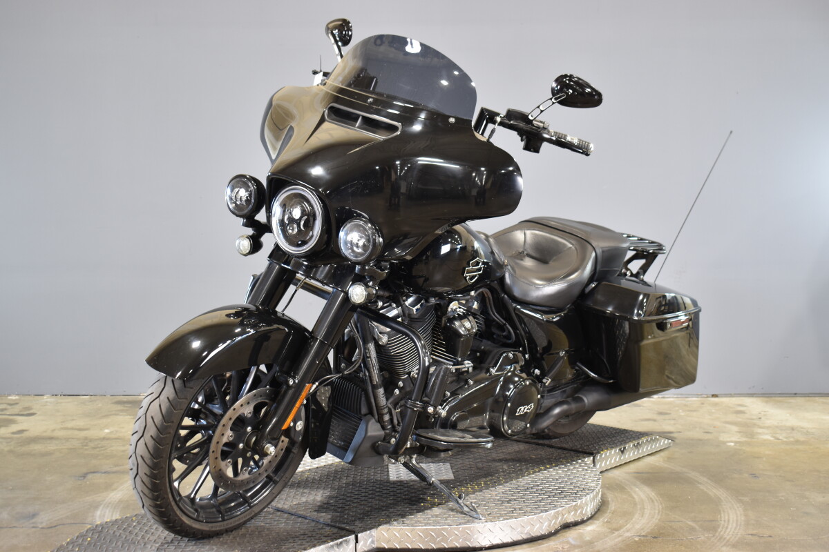 2019 Harley-Davidson Street Glide Special FLHXS - Photo 4