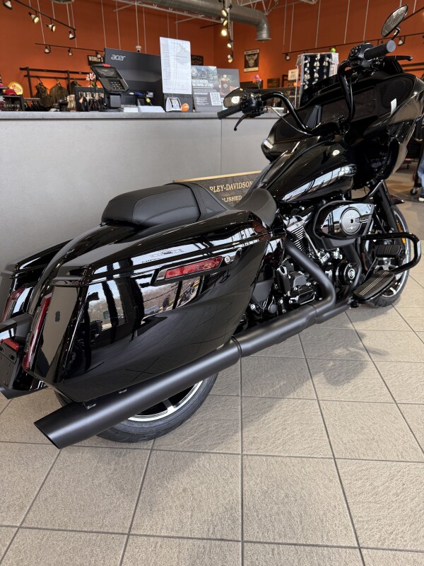 FLTRX 2025 Road Glide - Photo 4