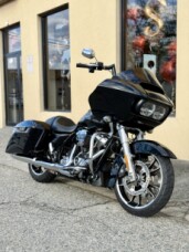 2021 Harley-Davidson<sup>®</sup> Road Glide<sup>®</sup> FLTRX thumb 2