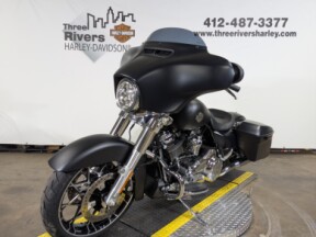 2022 Harley-Davidson<sup>®</sup> Street Glide<sup>®</sup> Special Black Denim thumb 0