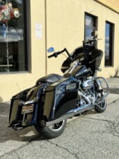 2021 Harley-Davidson<sup>®</sup> Road Glide<sup>®</sup> FLTRX thumb 1