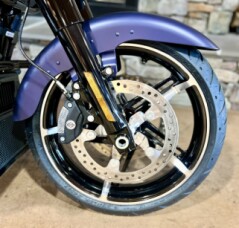 2025 FLTRX - Road Glide thumb 1