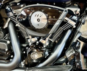 2025 FLTRX - Road Glide thumb 0