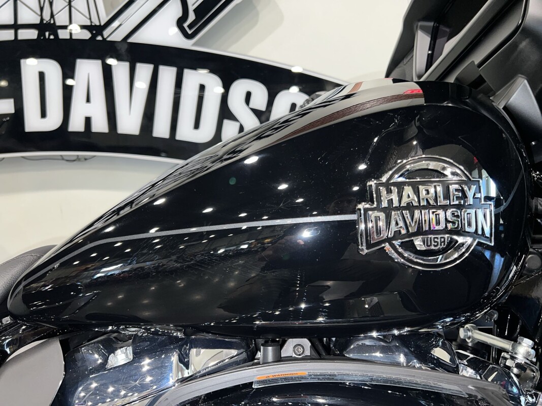 2025 Harley-Davidson Street Glide Ultra FLHXU - $33,299 - Photo 5