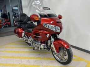 2008 Gold Wing 1800 Red thumb 3