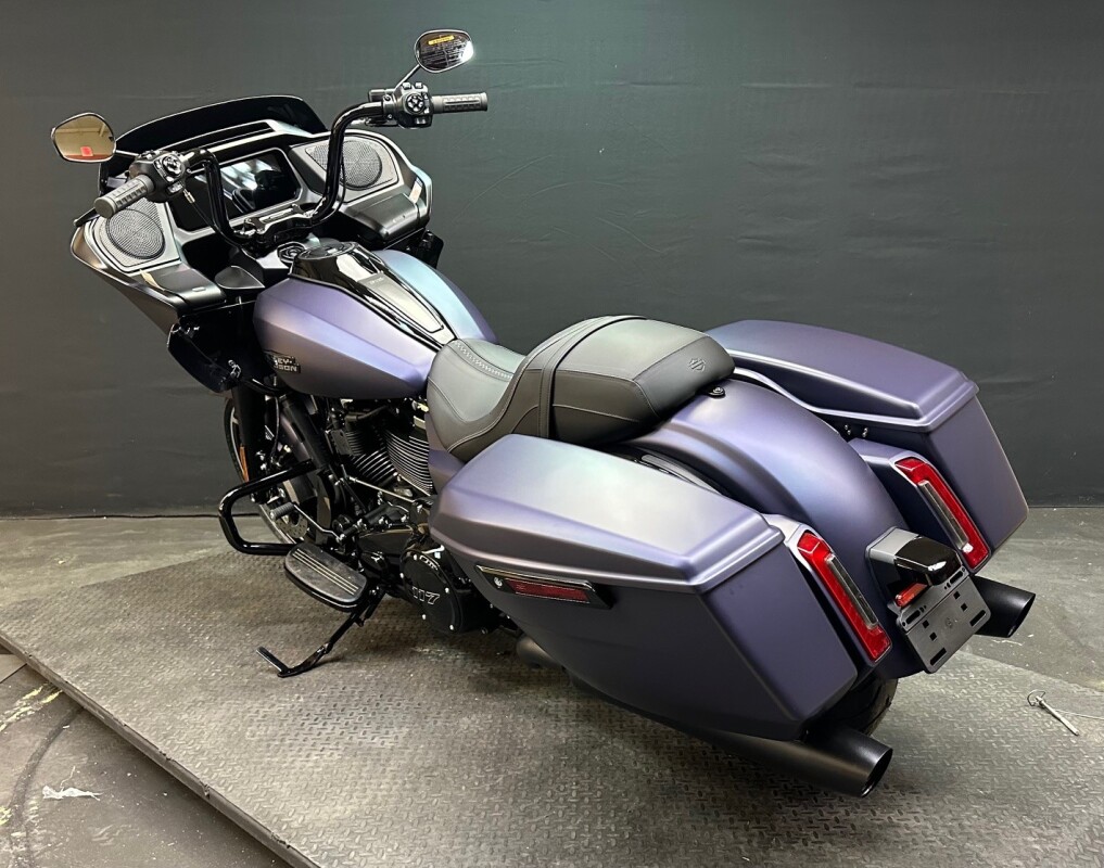Harley-Davidson Road Glide 2025 FLTRX PRPL ABYSS DNM - Photo 6