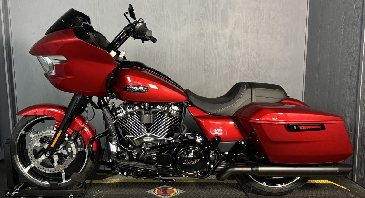 2025 Harley-Davidson Road Glide FLTRX BRILLIANT RED - Photo 4