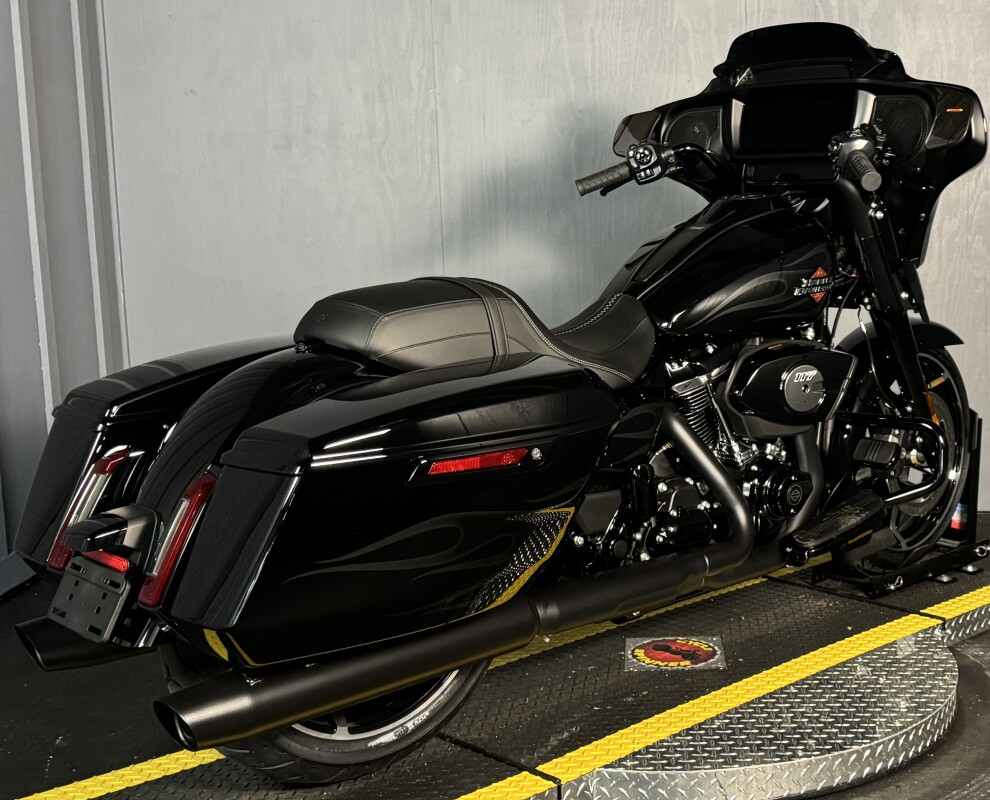 2025 Harley-Davidson Street Glide FLHX MDNGHT FIRSTORM - Photo 8
