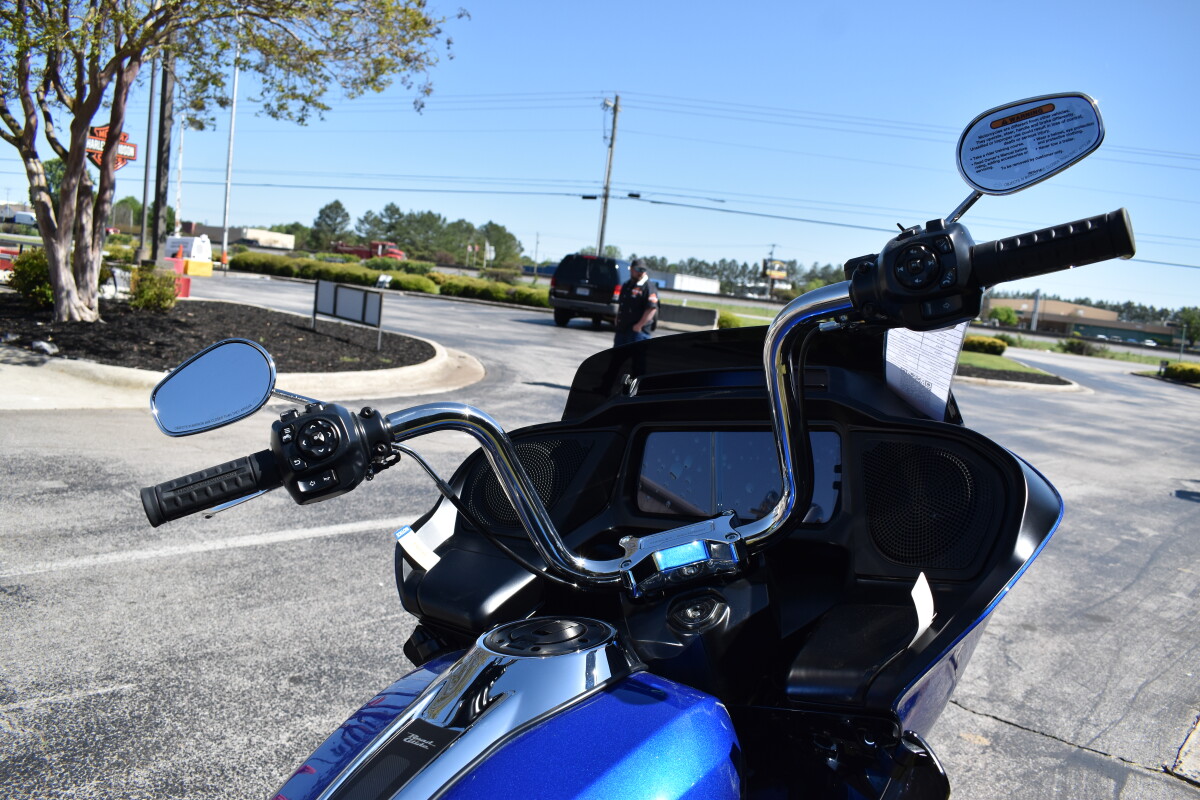 2025 Harley-Davidson Road Glide - Photo 10