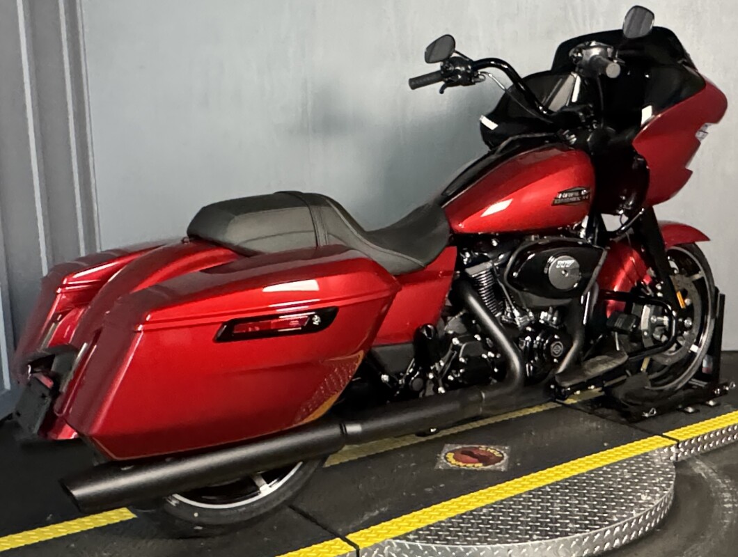 2025 Harley-Davidson Road Glide FLTRX BRILLIANT RED - Photo 8