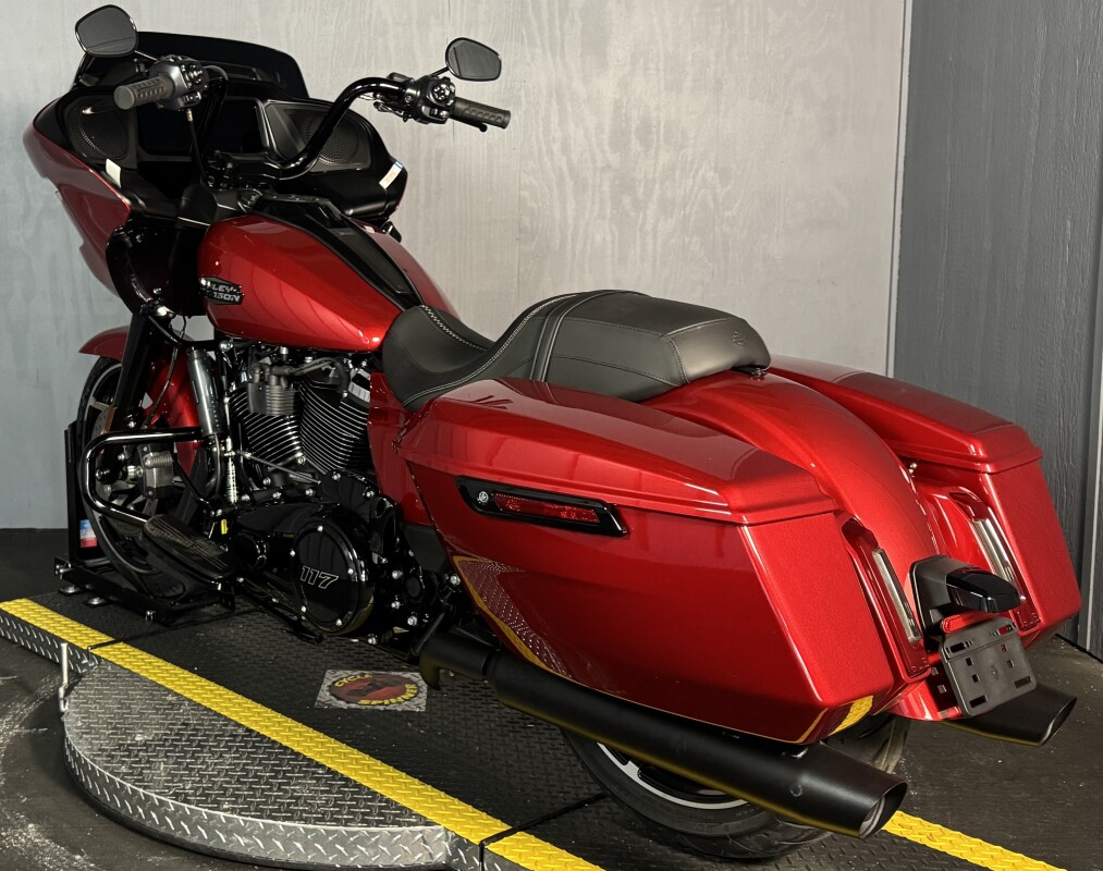 2025 Harley-Davidson Road Glide FLTRX BRILLIANT RED - Photo 10
