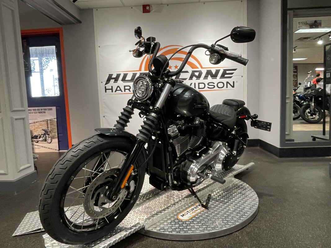 2025 Harley-Davidson Street Bob - Photo 4