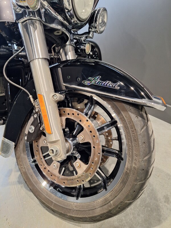 2014 Harley-Davidson Electra Glide Ultra Limited Two-Tone Charcoal Pearl/Viv - Photo 7