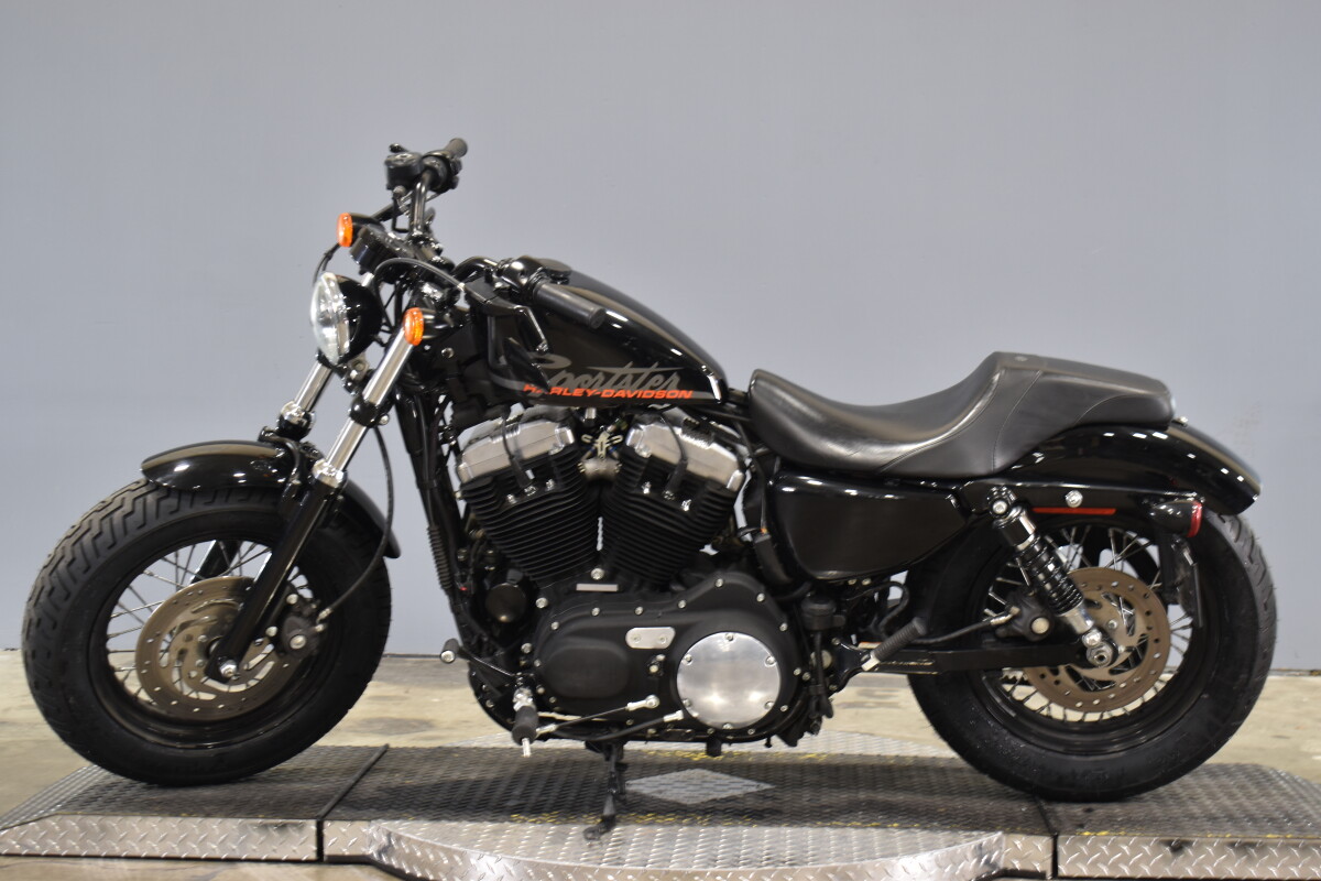 2011 Harley-Davidson Forty-Eight XL 1200X - Photo 5