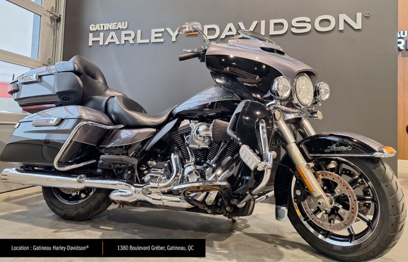 2014 Harley-Davidson<sup>®</sup> Electra Glide<sup>®</sup> Ultra Limited Two-Tone Charcoal Pearl/Viv