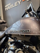 2014 Harley-Davidson<sup>®</sup> Electra Glide<sup>®</sup> Ultra Limited Two-Tone Charcoal Pearl/Viv thumb 1