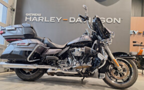 2014 Harley-Davidson<sup>®</sup> Electra Glide<sup>®</sup> Ultra Limited Two-Tone Charcoal Pearl/Viv thumb 3