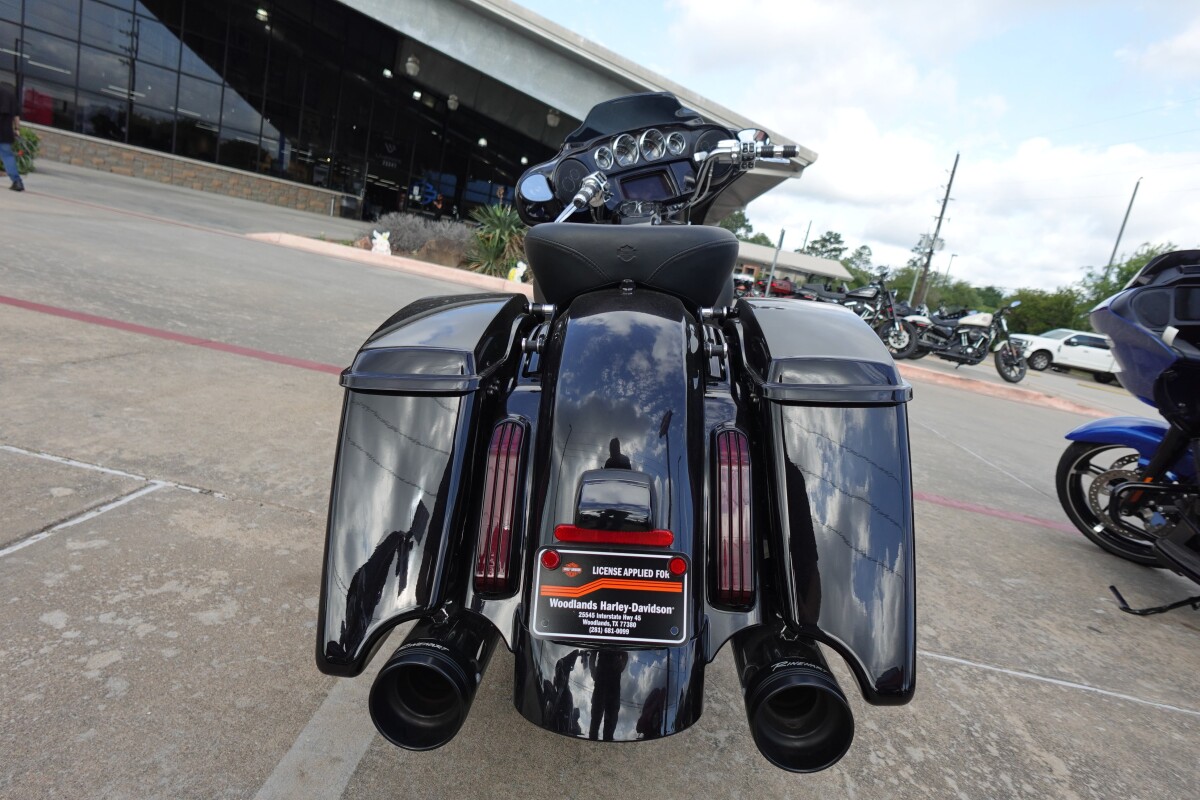 2021 Harley-Davidson CVO Street Glide FLHXSE - Photo 7