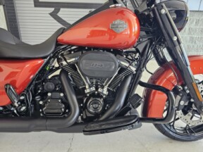 2025 Harley-Davidson<sup>®</sup> Road King<sup>®</sup> Special thumb 3