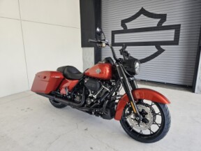 2025 Harley-Davidson<sup>®</sup> Road King<sup>®</sup> Special thumb 2
