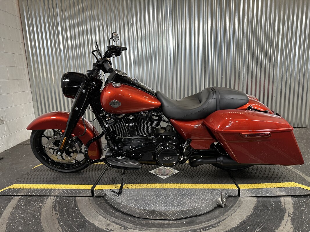 2025 Harley-Davidson Road King Special Whiskey Fire - Photo 5