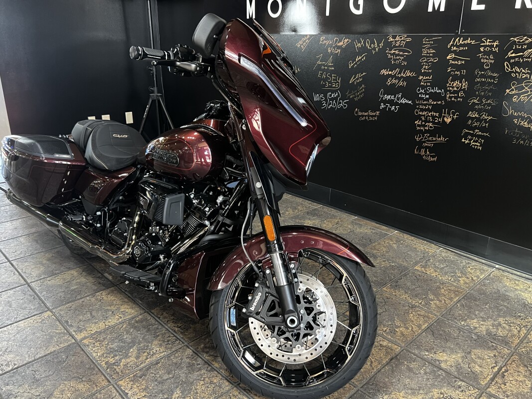 FLHXSE 2024 CVO Street Glide - Photo 2