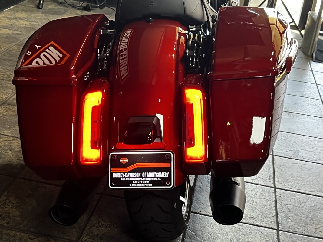 2025 Harley-Davidson Road Glide Whiskey Firestorm - Black Finish - Photo 7
