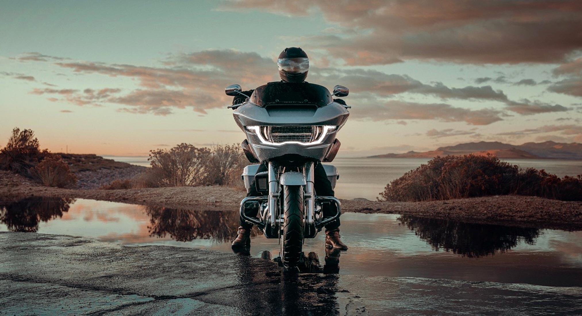 2025 Harley-Davidson Road Glide head-on