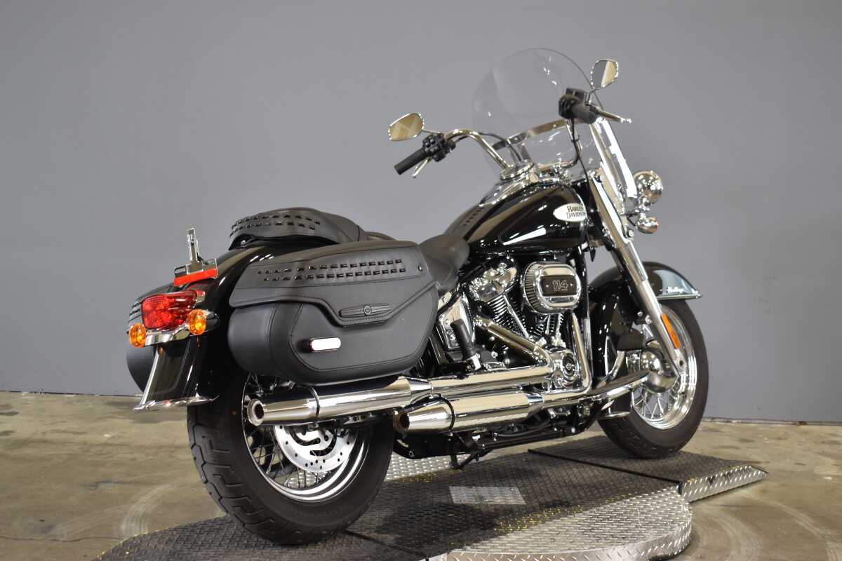 2024 Harley-Davidson Heritage Classic FLHCS - Photo 9