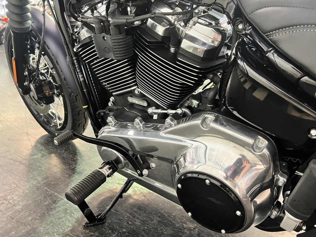 2025 Harley-Davidson Street Bob Purple Abyss Denim FXBB - Photo 7