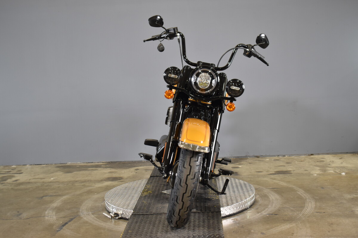 2024 Harley-Davidson Heritage Classic FLHCS - Photo 3