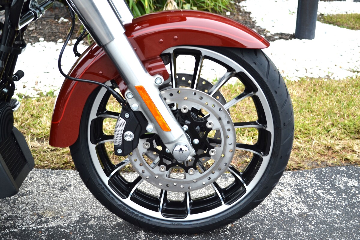 2024 Harley-Davidson Road Glide 3 - FLTRT - Photo 2