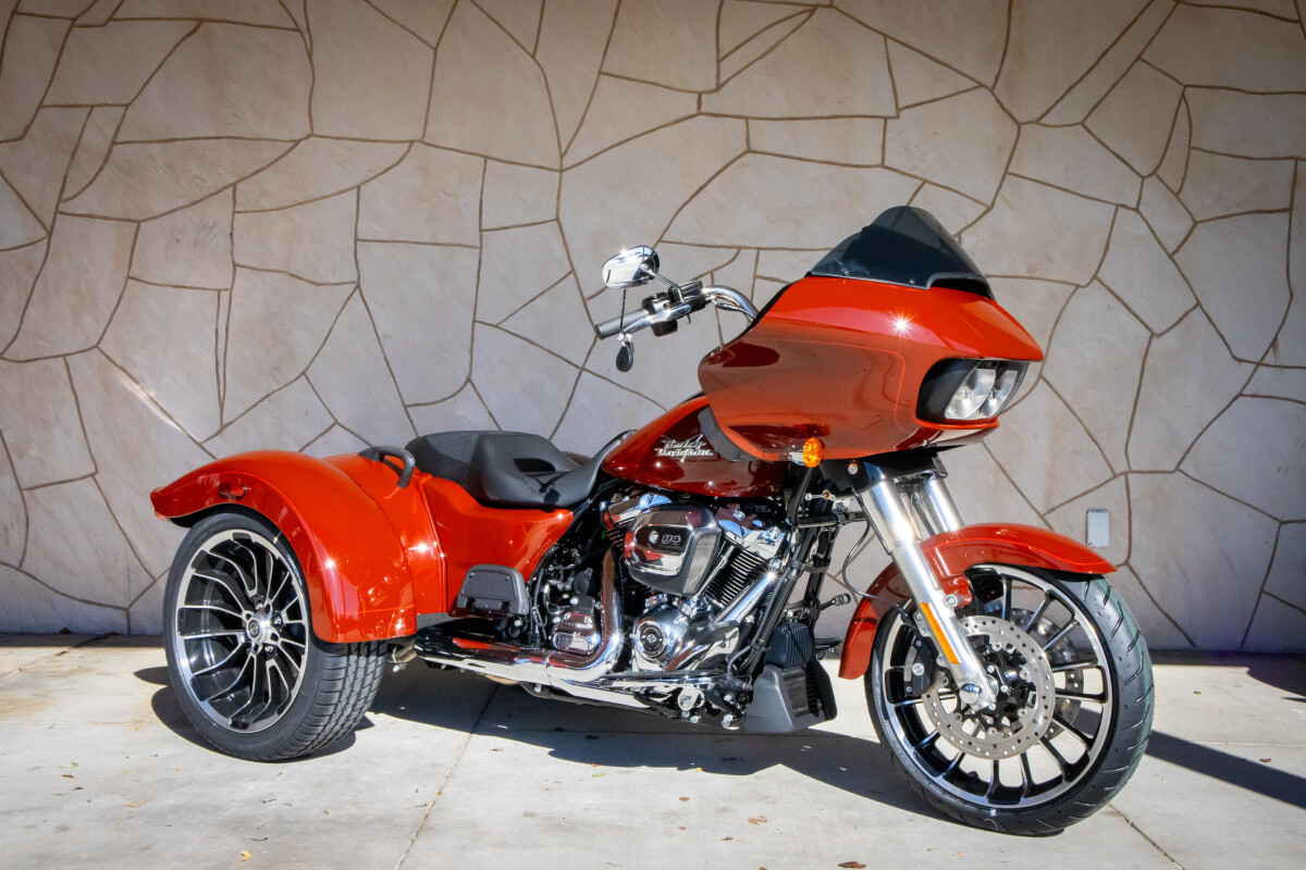 2024 Harley-Davidson Road Glide 3 FLTRT - Photo 2