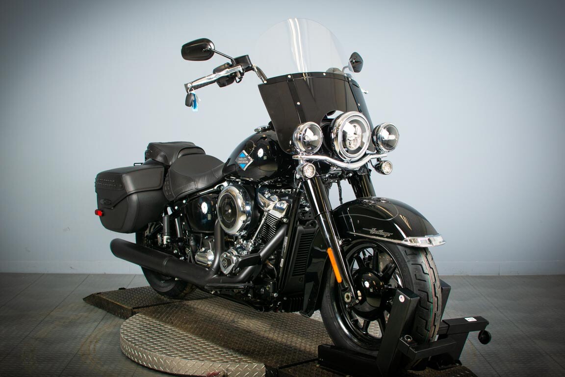 2025 Harley-Davidson Heritage Classic FLHC - Photo 2