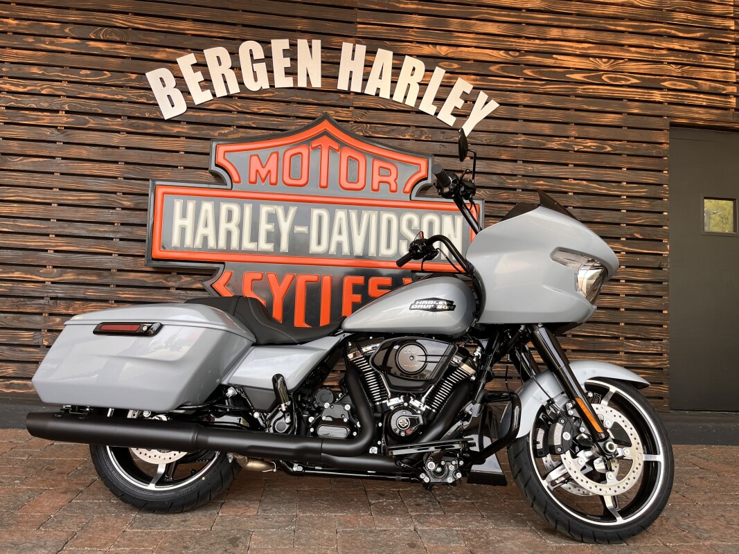 2025 Harley Davidson Road Glide FLTRX