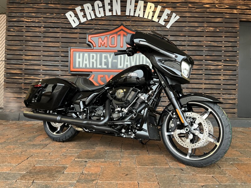 2026 Harley Davidson Street Glide FLHX
