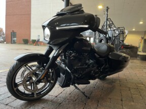 2026 Harley Davidson Street Glide FLHX thumb 1